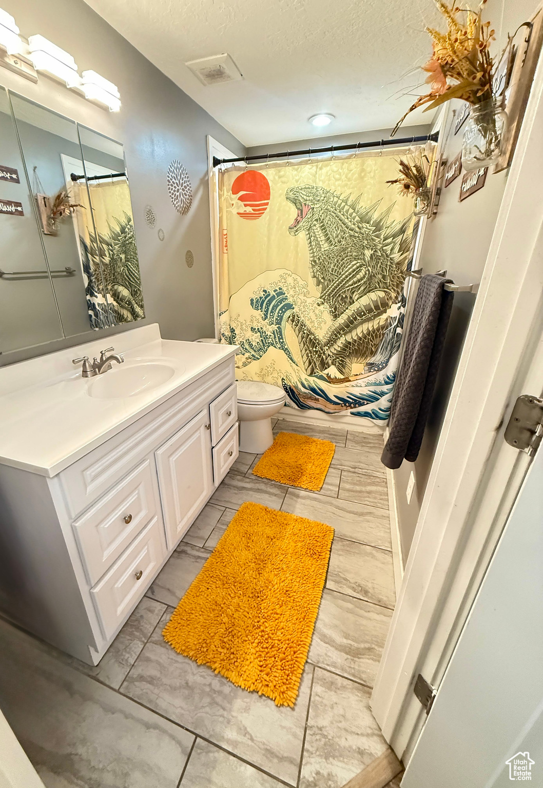 SUNSET ESTATES - Residential