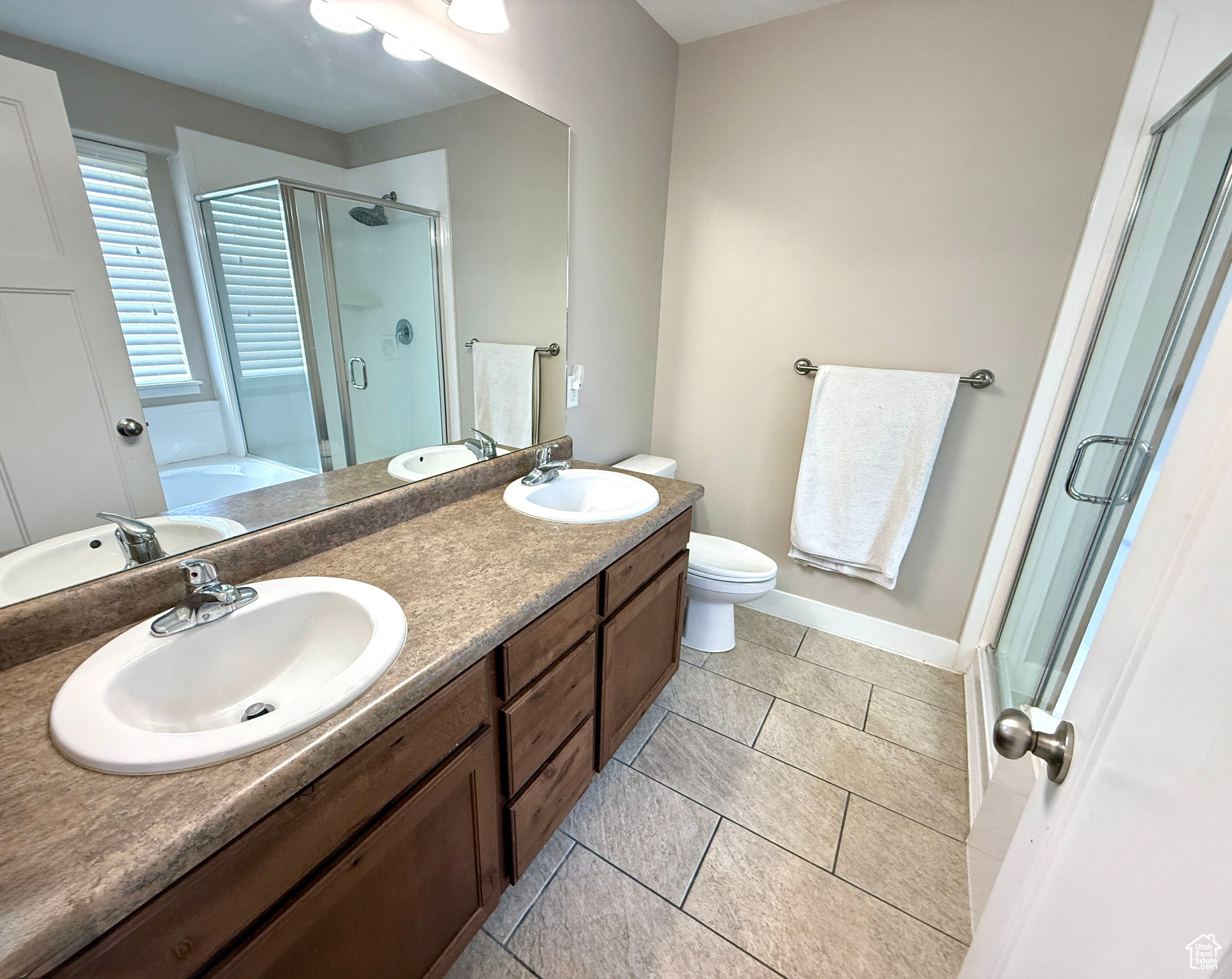SUNSET ESTATES - Residential