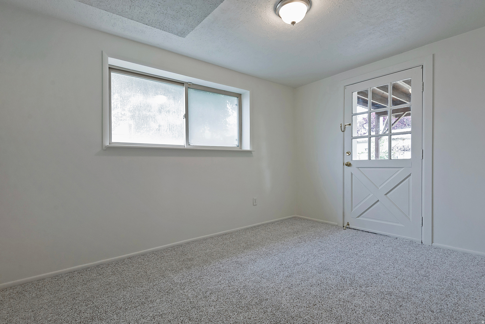 WHITE CITY 36 - Residential