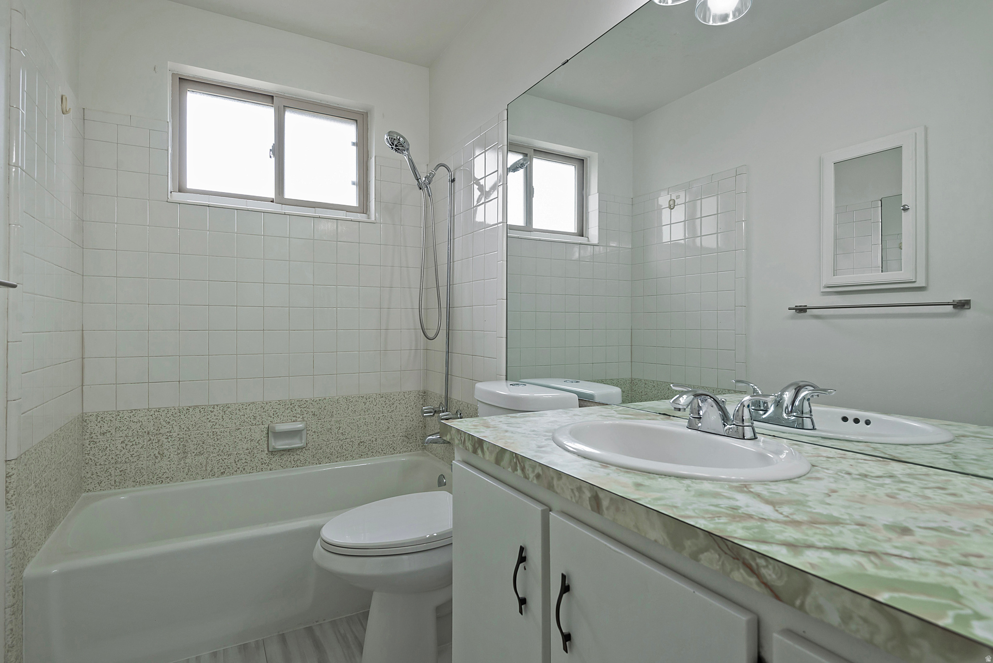 WHITE CITY 36 - Residential