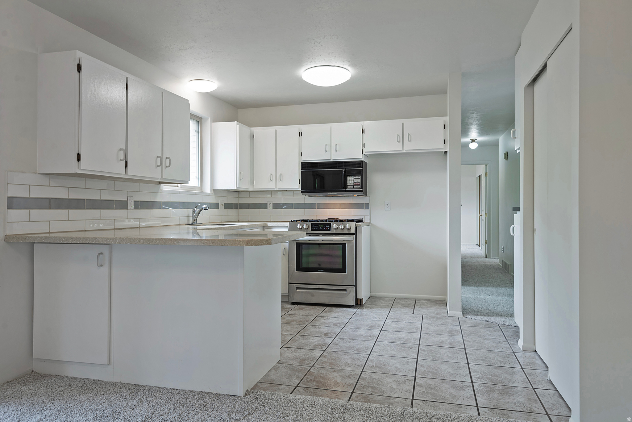 WHITE CITY 36 - Residential