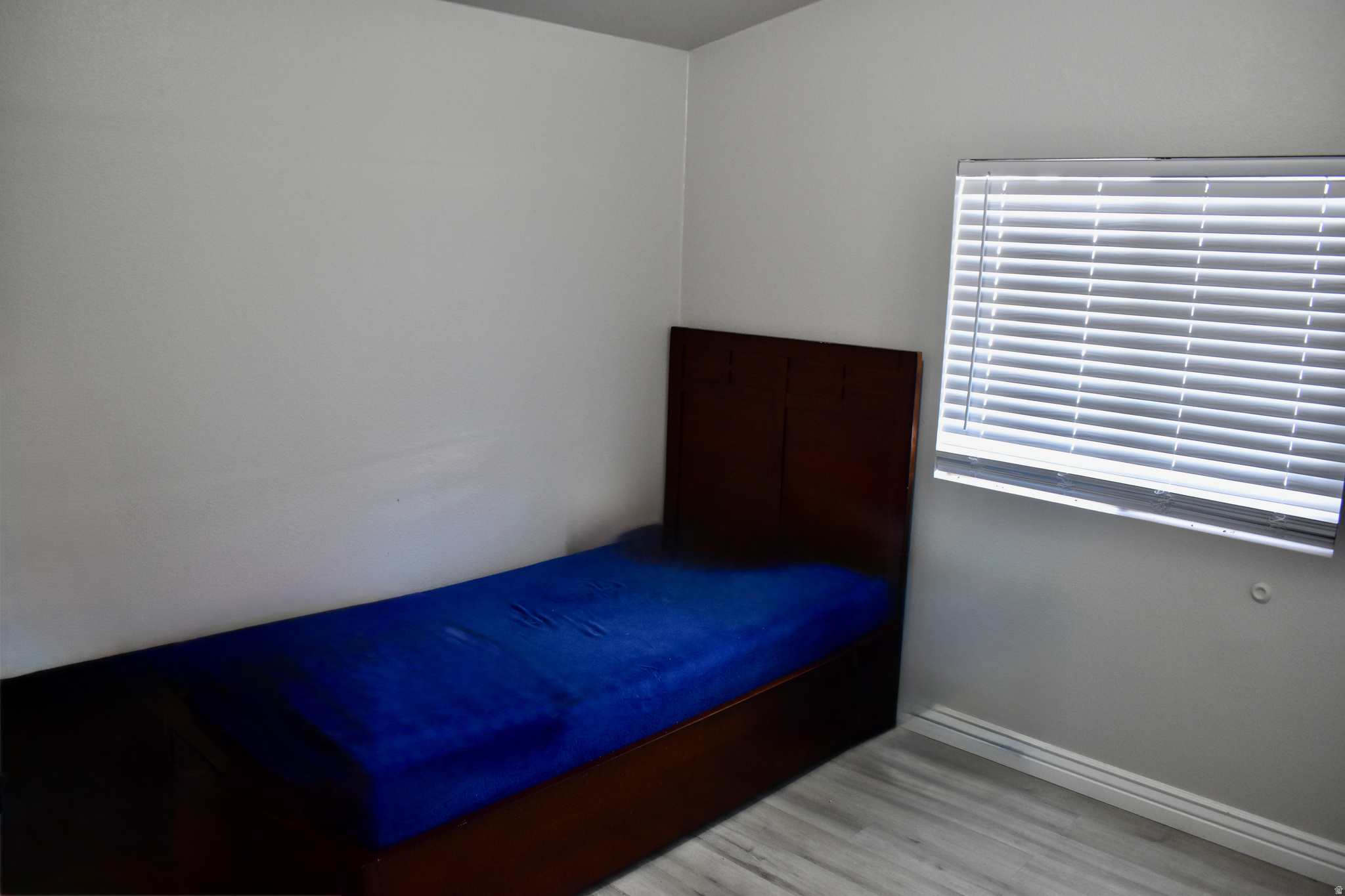 MEADOWBROOK - Residential