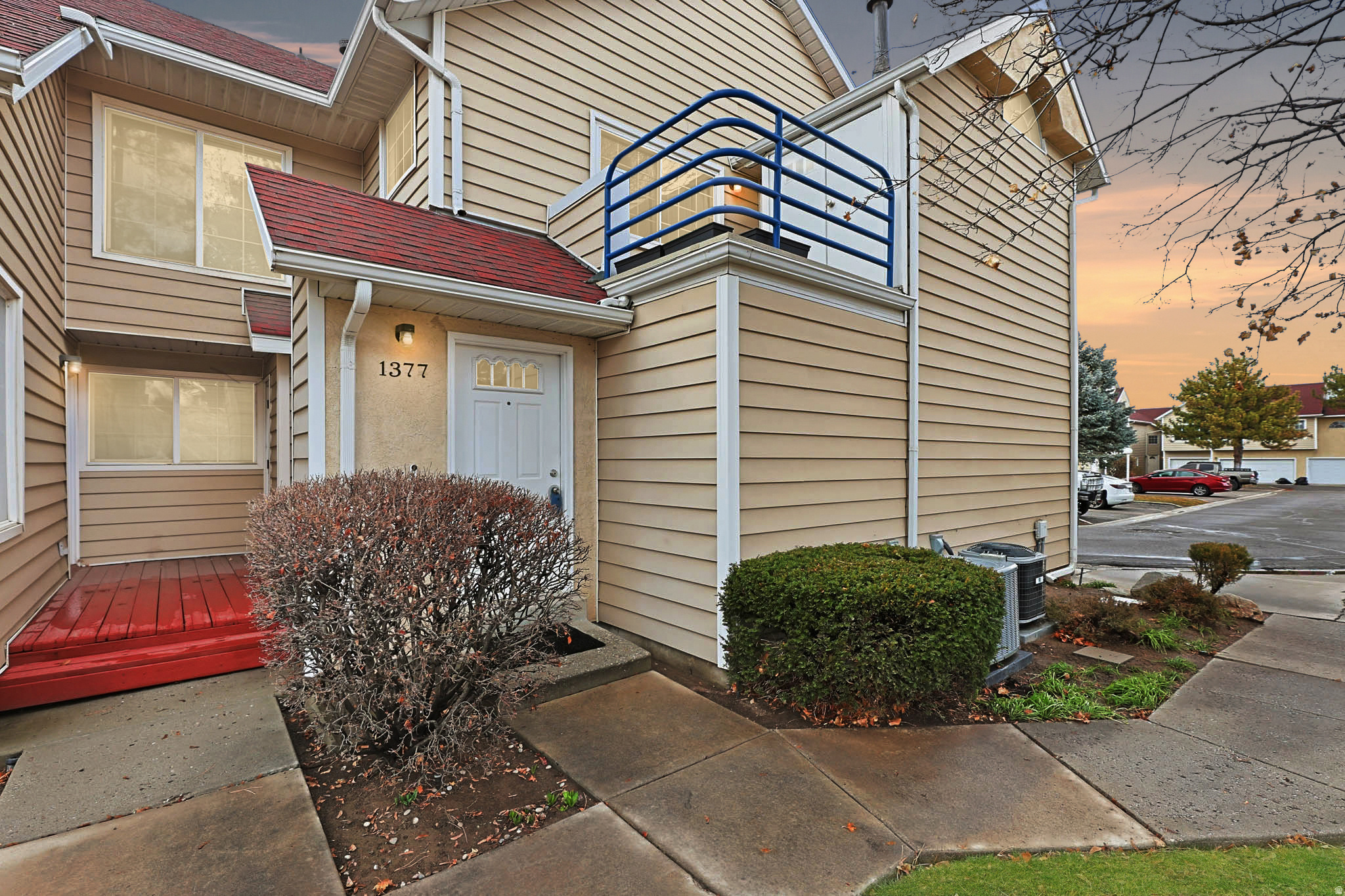 CROSSPOINTE - Residential