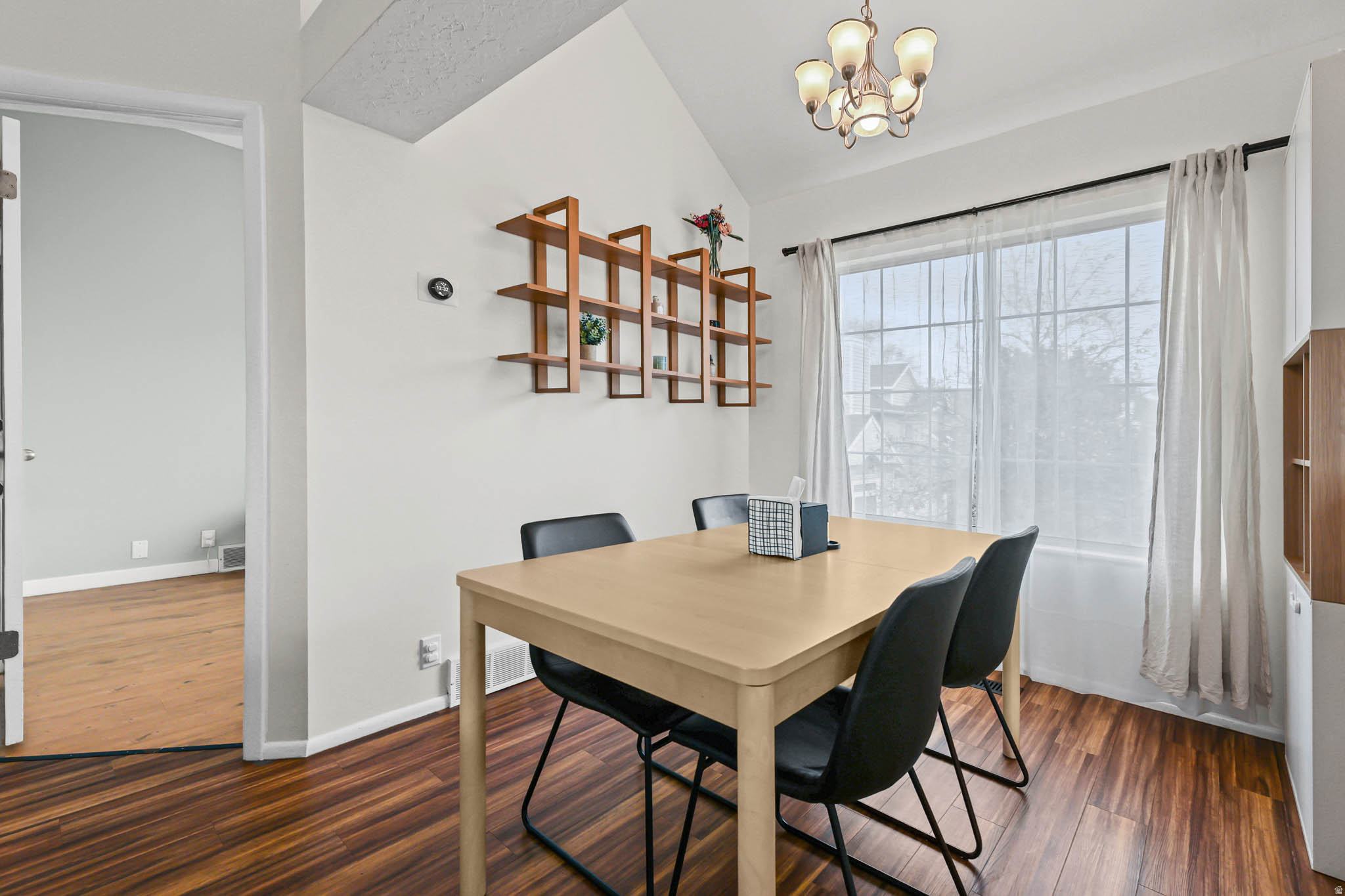 CROSSPOINTE - Residential