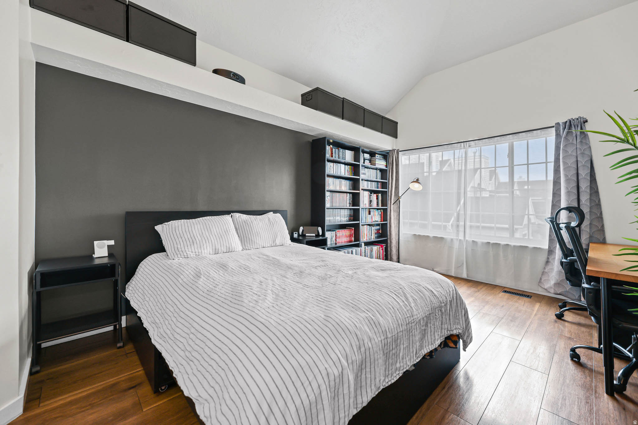 CROSSPOINTE - Residential