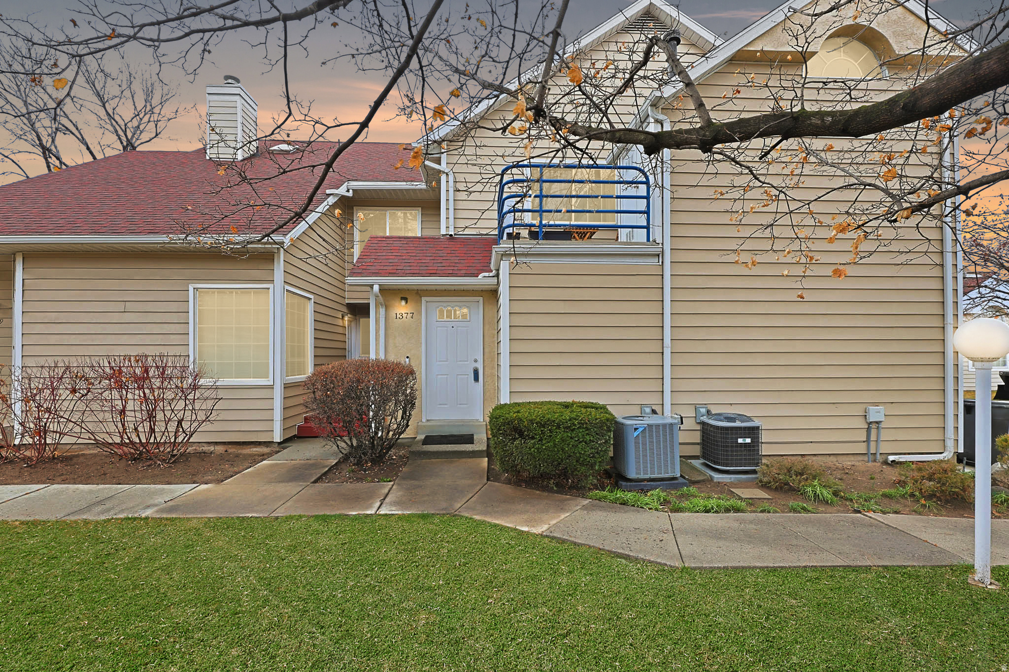 CROSSPOINTE - Residential