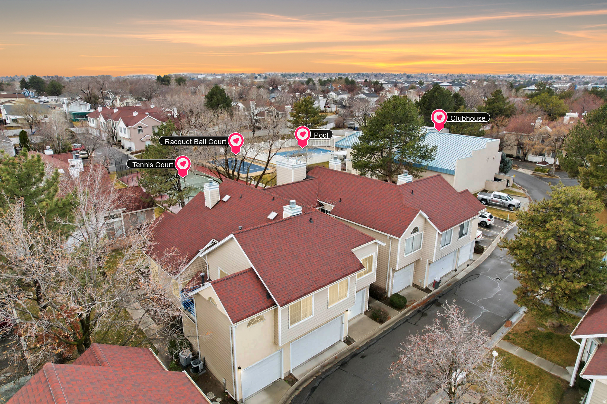 CROSSPOINTE - Residential