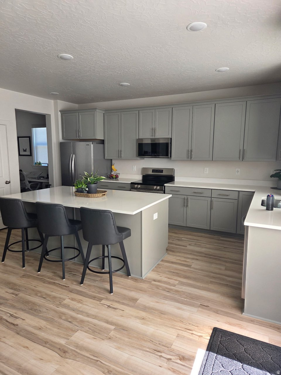 PRIMROSE - Residential Lease