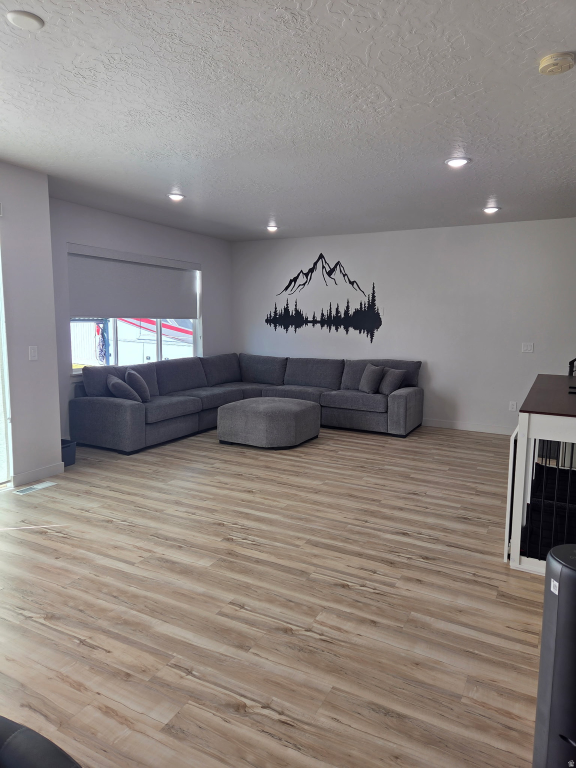 PRIMROSE - Residential Lease