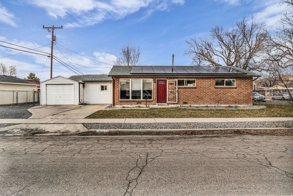 Photo of 1506 W GOODWIN AVE, Salt Lake City, UT 84116 (MLS # 2139358)