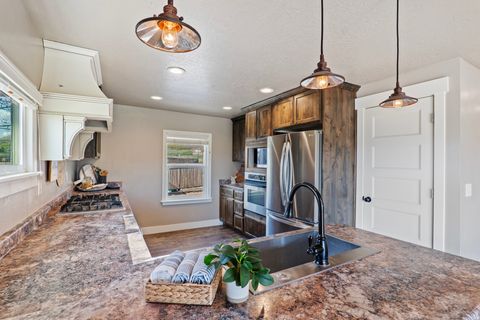 Tiny photo for 115 E 1600 N, Genola, UT 84655 (MLS # 2155829)