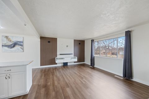 Tiny photo for 380 E 1000 N, Orem, UT 84057 (MLS # 2126815)