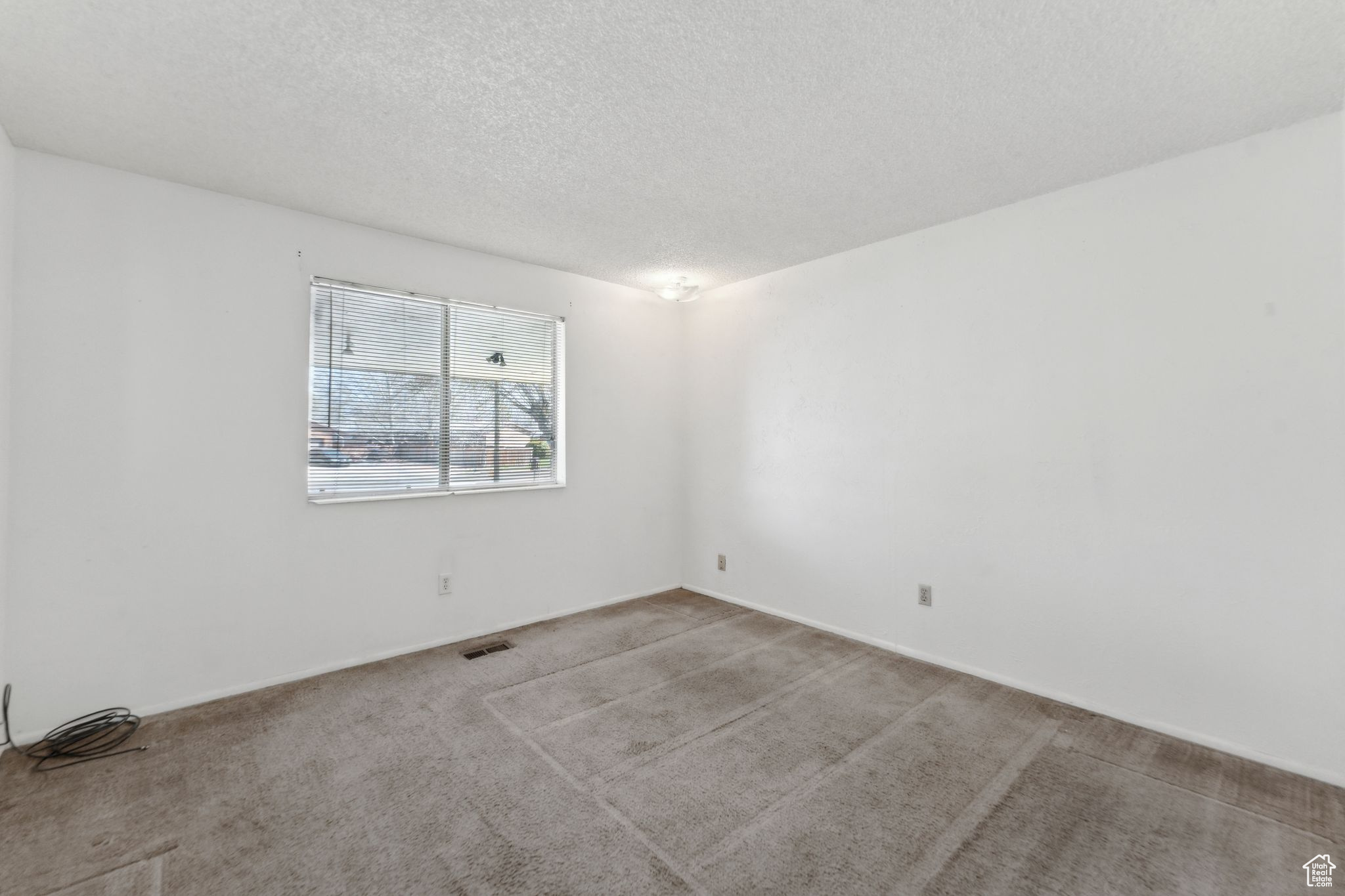 Midvale, Utah 84047, United States, 6 Bedrooms Bedrooms, ,3 BathroomsBathrooms,Residential,Pending,122513