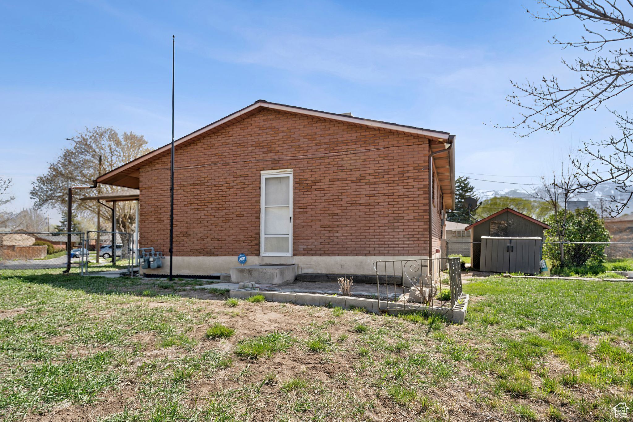 Midvale, Utah 84047, United States, 6 Bedrooms Bedrooms, ,3 BathroomsBathrooms,Residential,Pending,122513