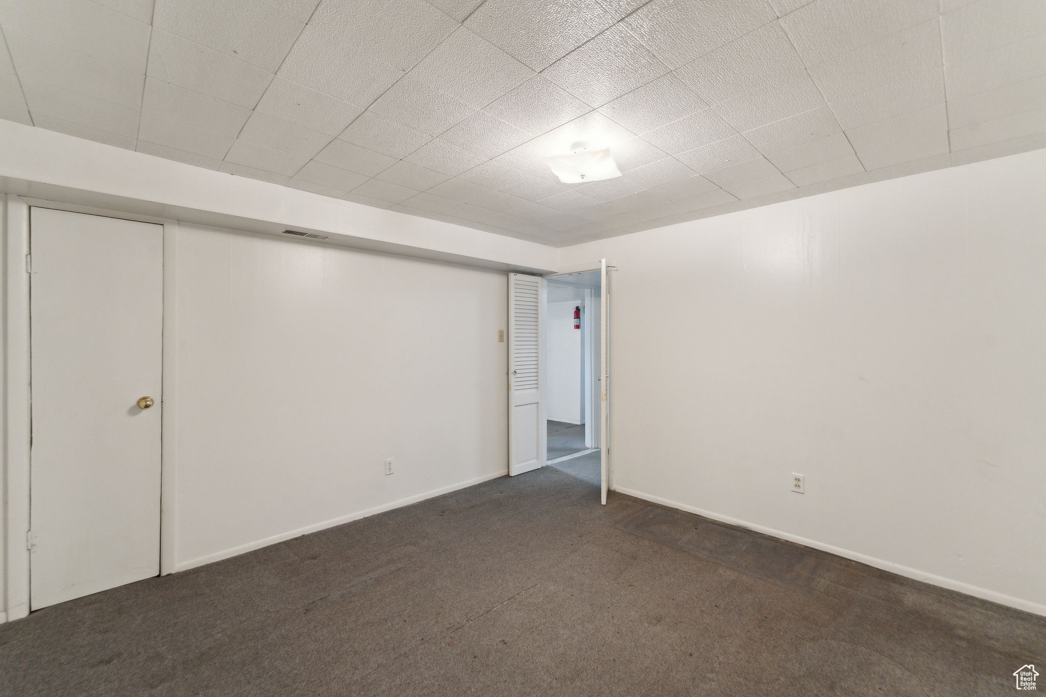 Midvale, Utah 84047, United States, 6 Bedrooms Bedrooms, ,3 BathroomsBathrooms,Residential,Pending,122513