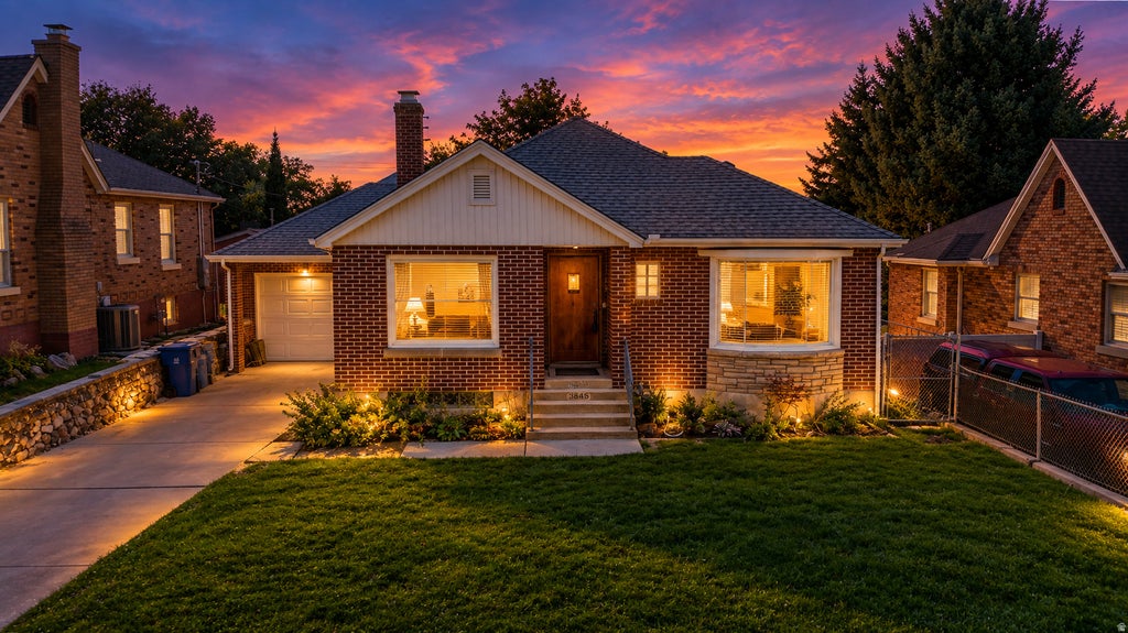 Photo of 3845 S MADISON AVE E, Ogden, UT 84403 (MLS # 2186787)