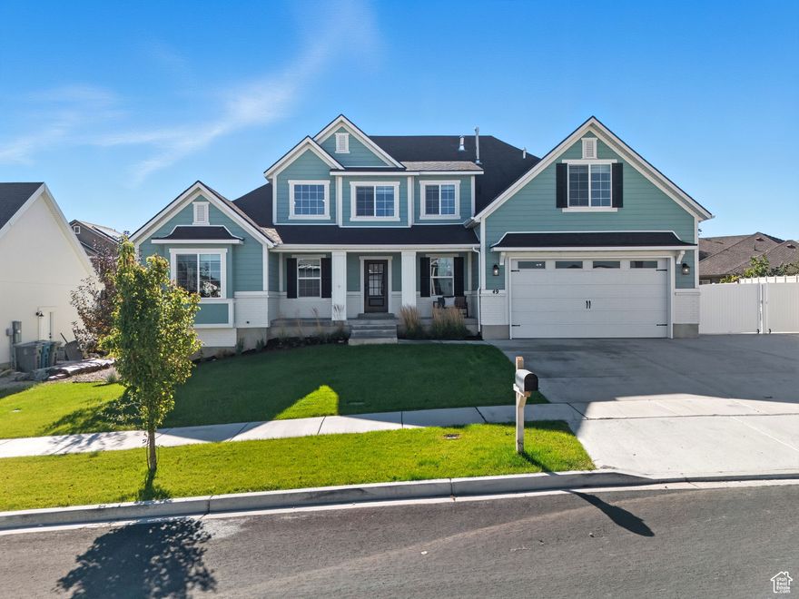 GRAND OPENING | OPEN HOUSE | OCTOBER 11 | 11AM-2PM | Welcome home to this beautiful property in the highly sought-after lakeside community of Saratoga Springs! This home features an open and spacious layout with quality finishes throughout. Step inside to a large family room with a cozy gas fireplace, gorgeous LVP flooring, and an impressive kitchen featuring stainless steel appliances, a gas range, and stylish two-tone cabinets. The main floor offers a generous primary suite with a huge walk-in closet and a luxurious master bath. The garage is extra deep and two feet wider than standard, providing space for two vehicles parked front to back along with a convenient workbench. Outside, enjoy peaceful evenings on the patio with beautiful views, plus plenty of room for your toys on the RV pad. Located close to the lake, scenic trails, neighborhood parks, and plenty of shopping and dining options, this is the perfect place to call home. Don't miss this incredible opportunity!