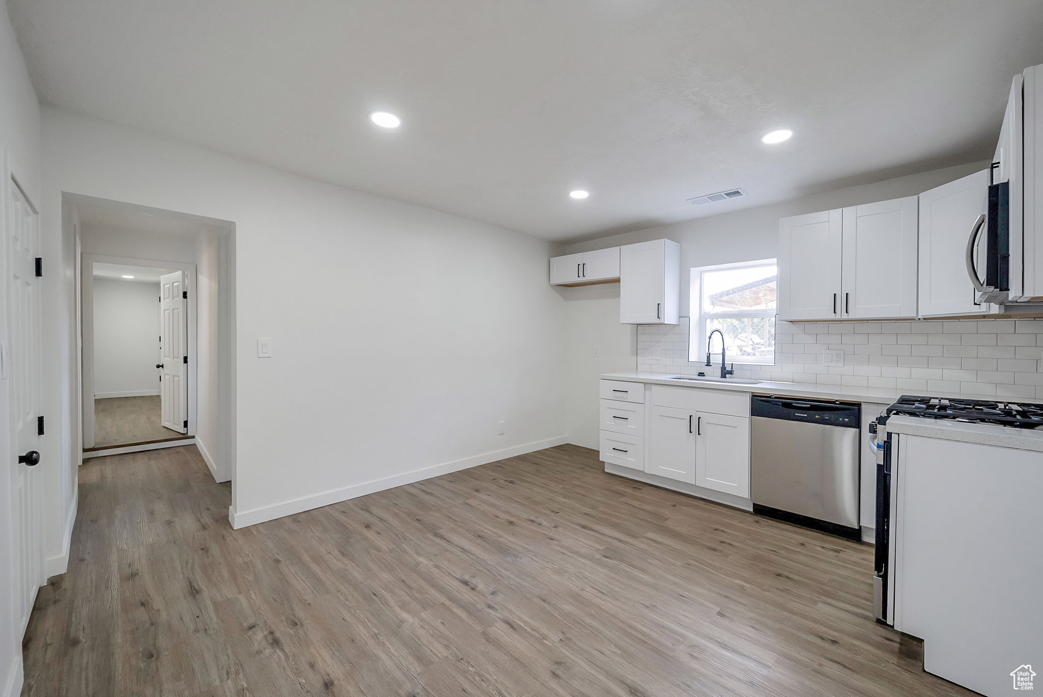 POPLAR PLACE - Residential
