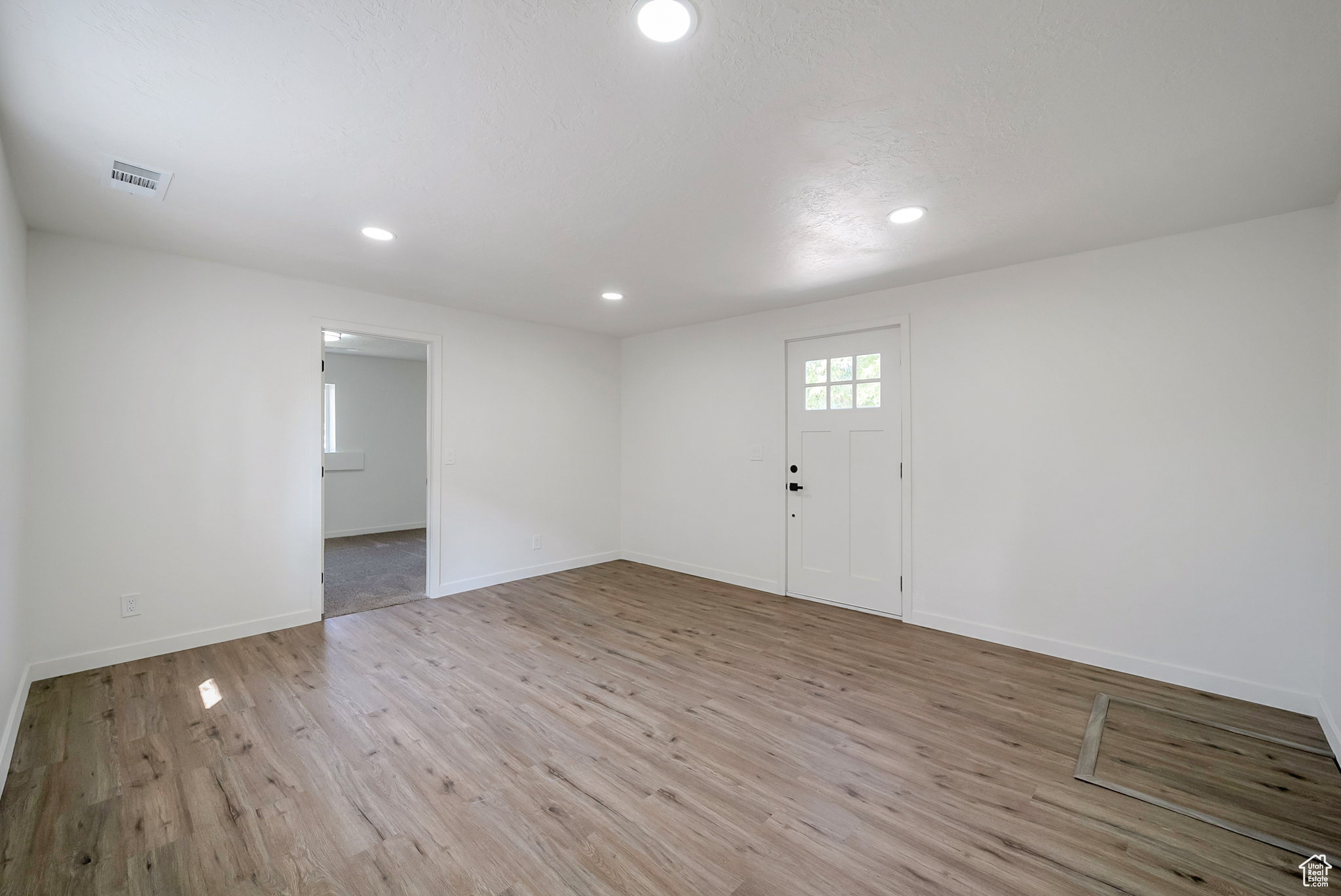 POPLAR PLACE - Residential