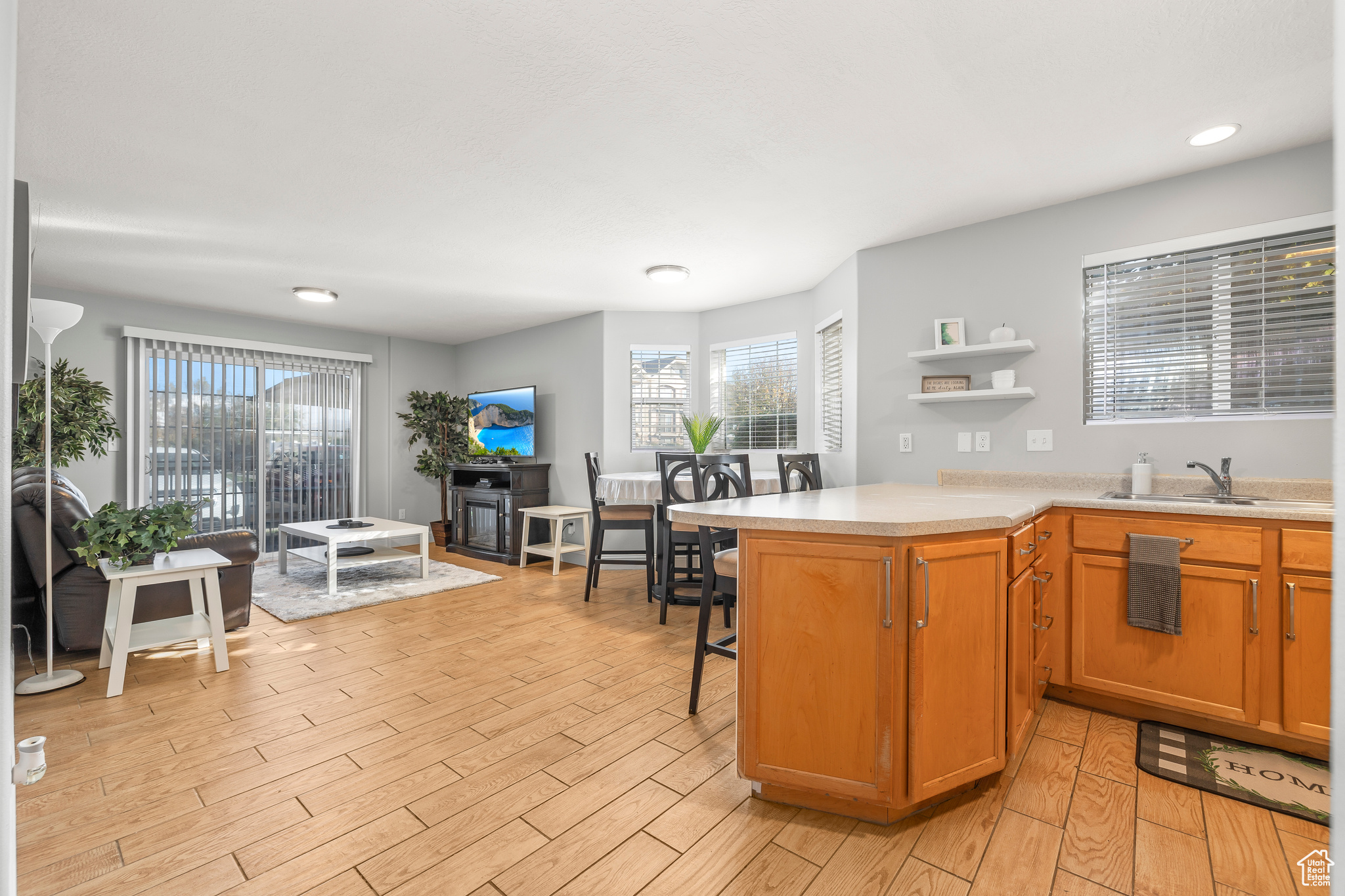 VIVANTE PHASE 10 CONDO - Residential