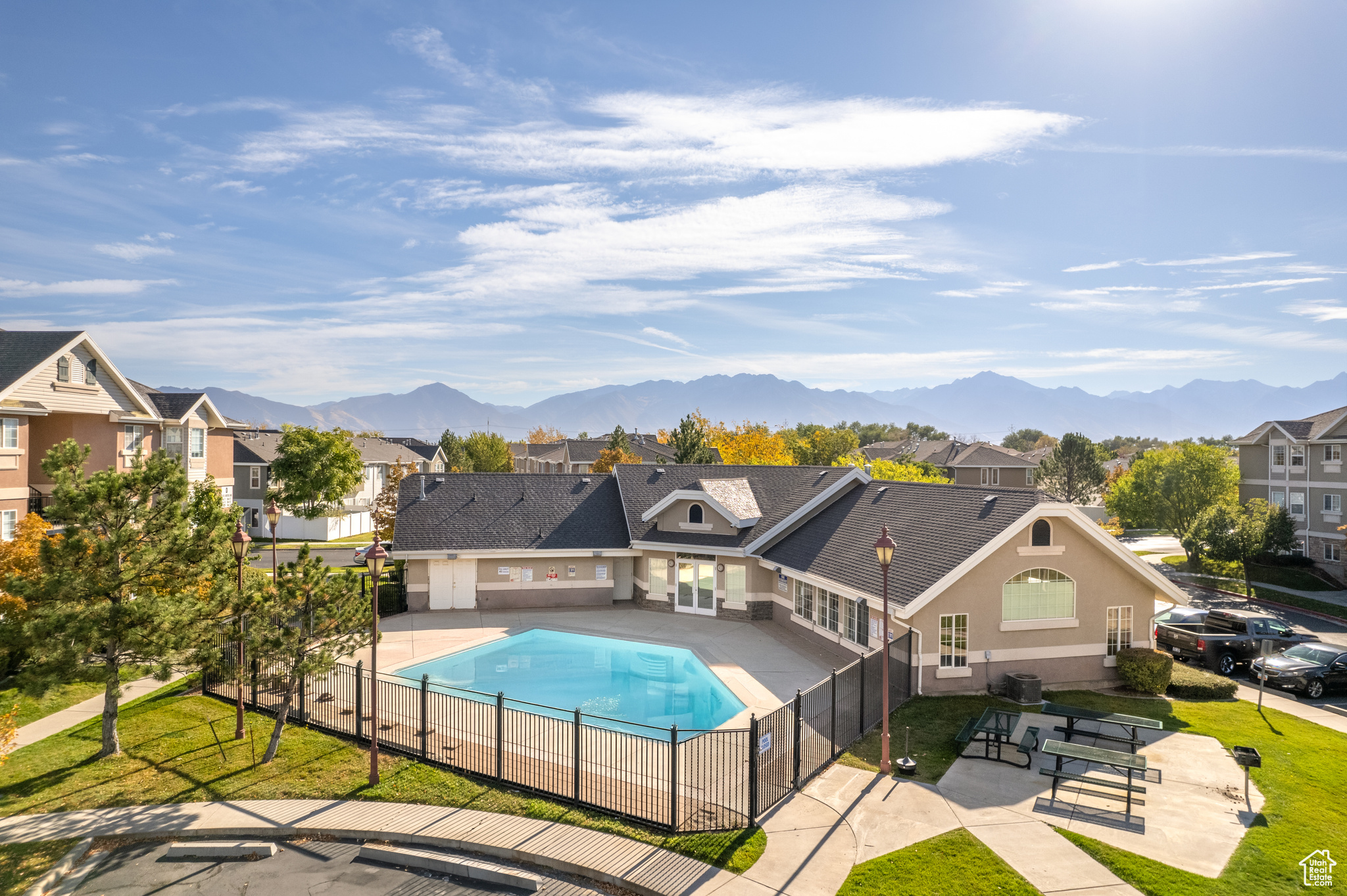 VIVANTE PHASE 10 CONDO - Residential