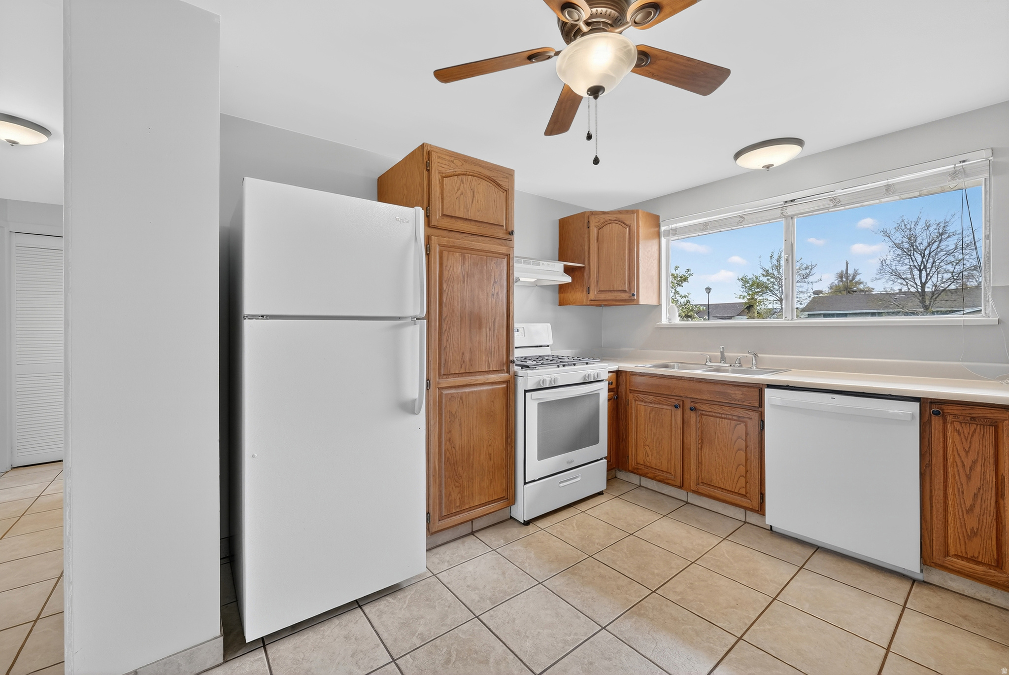 VALLEY WEST - Residential