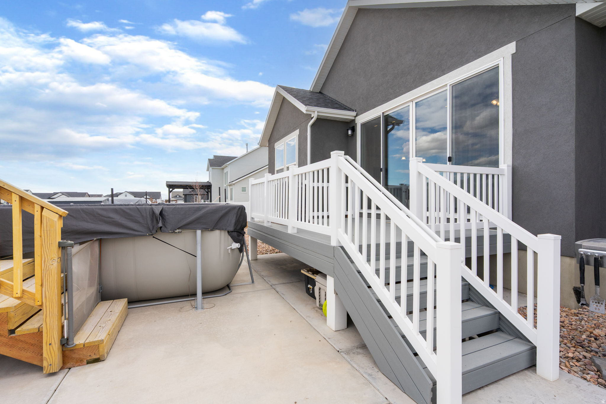 BRANDON PARK - Residential