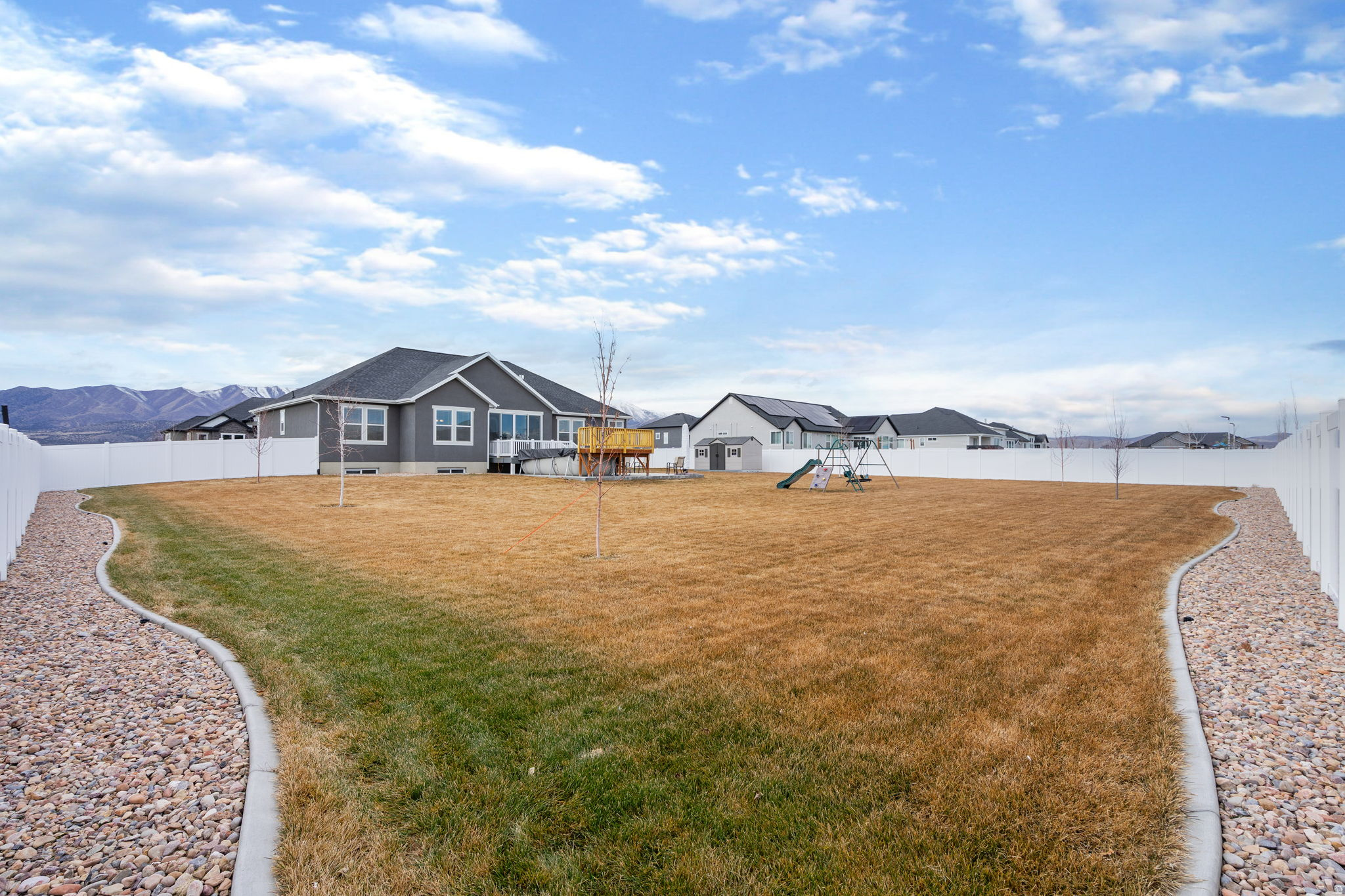 BRANDON PARK - Residential