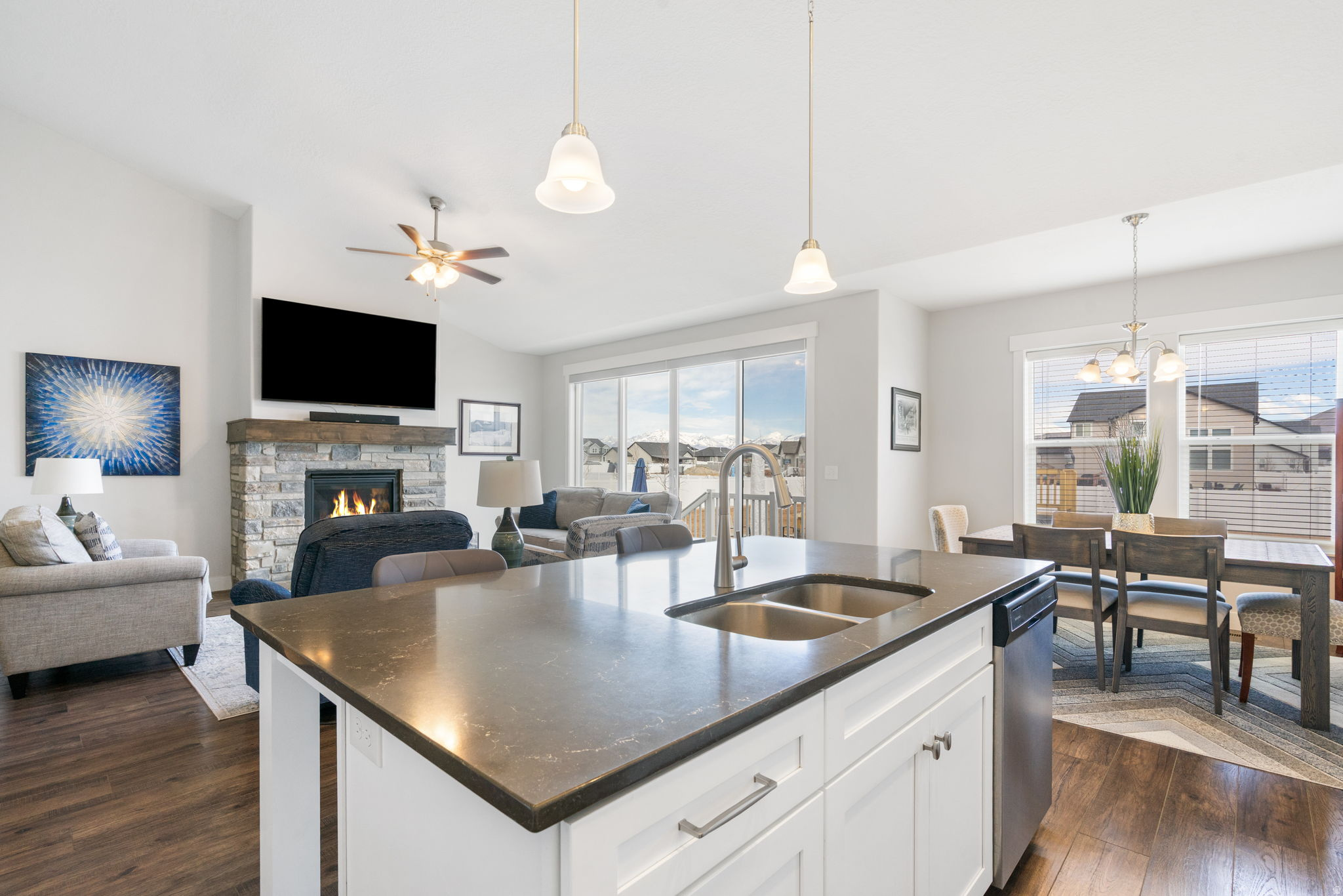 BRANDON PARK - Residential