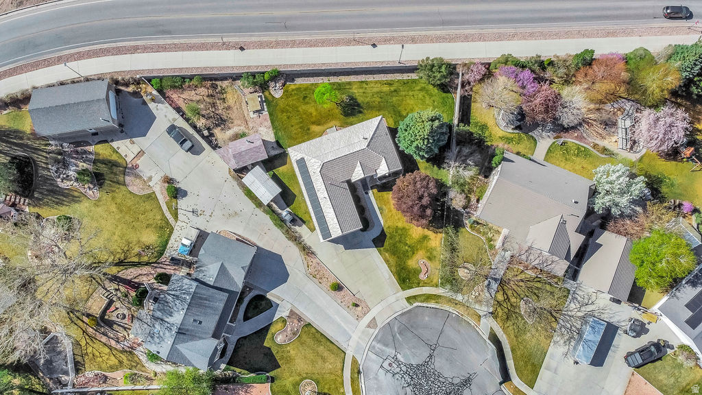 PARK WEST - Residential