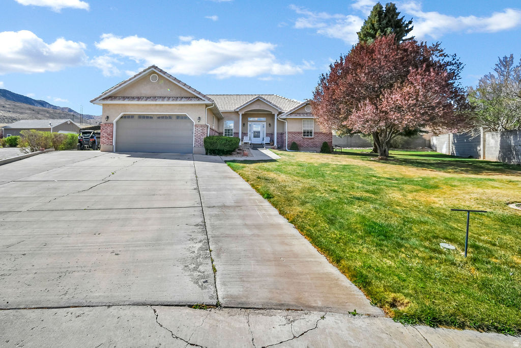 PARK WEST - Residential