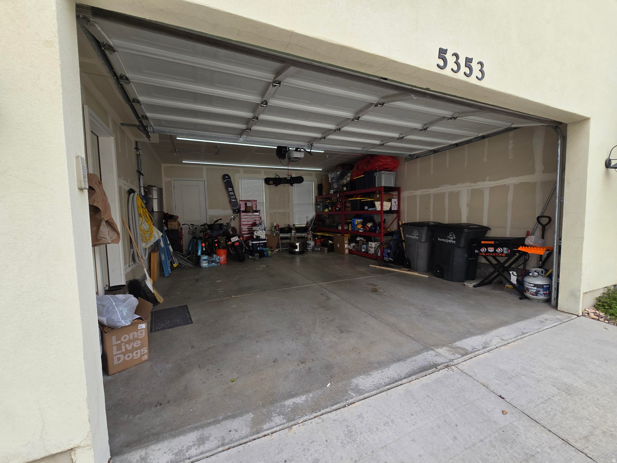 DAYBREAK - Residential