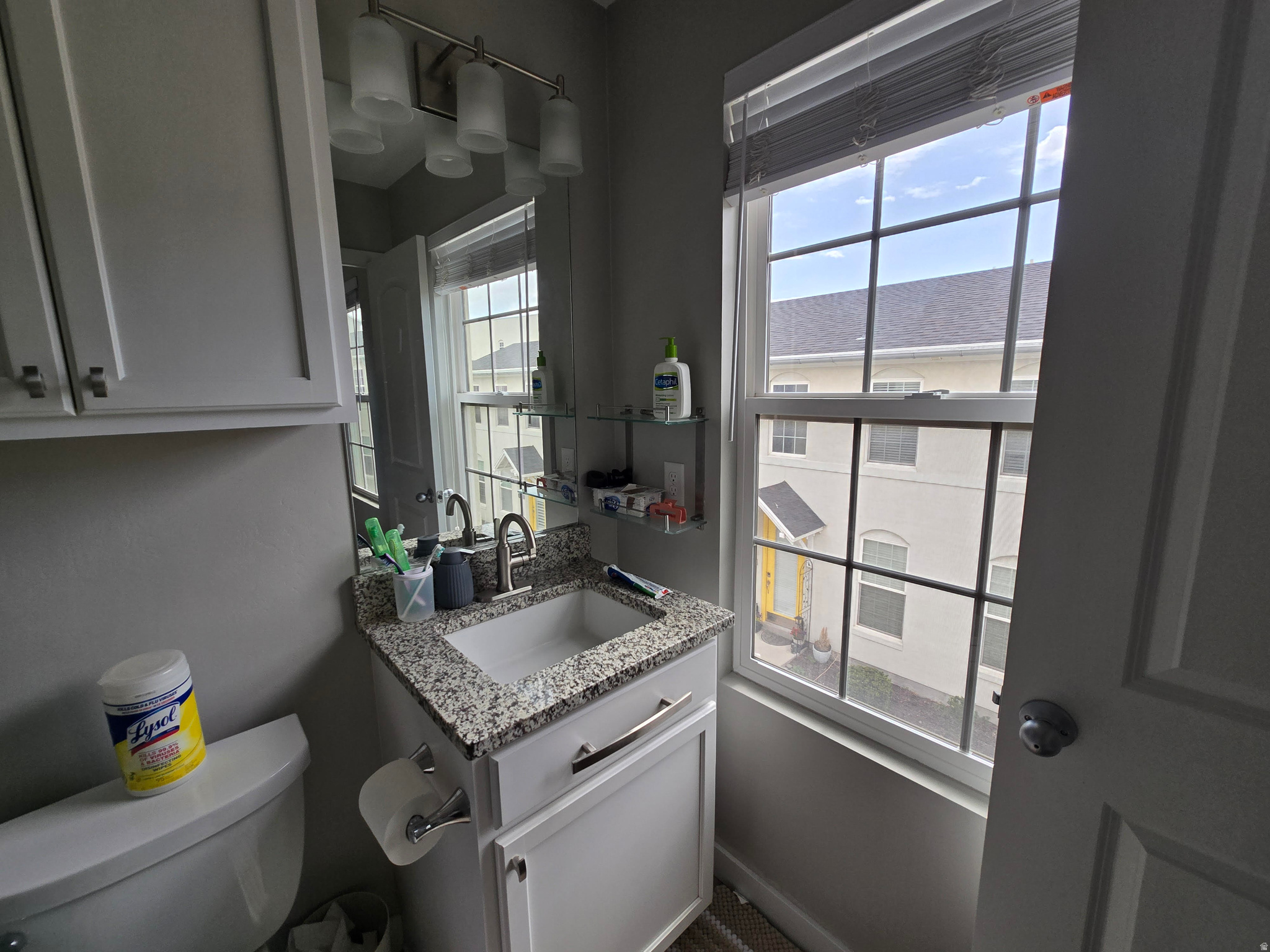 DAYBREAK - Residential