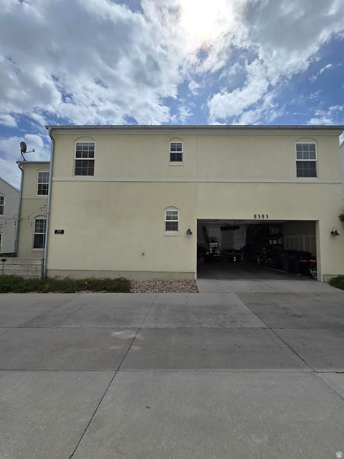 DAYBREAK - Residential