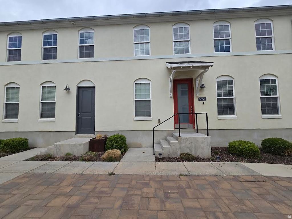 Photo of 5353 W KOBAL LN, South Jordan, UT 84009 (MLS # 2151570)