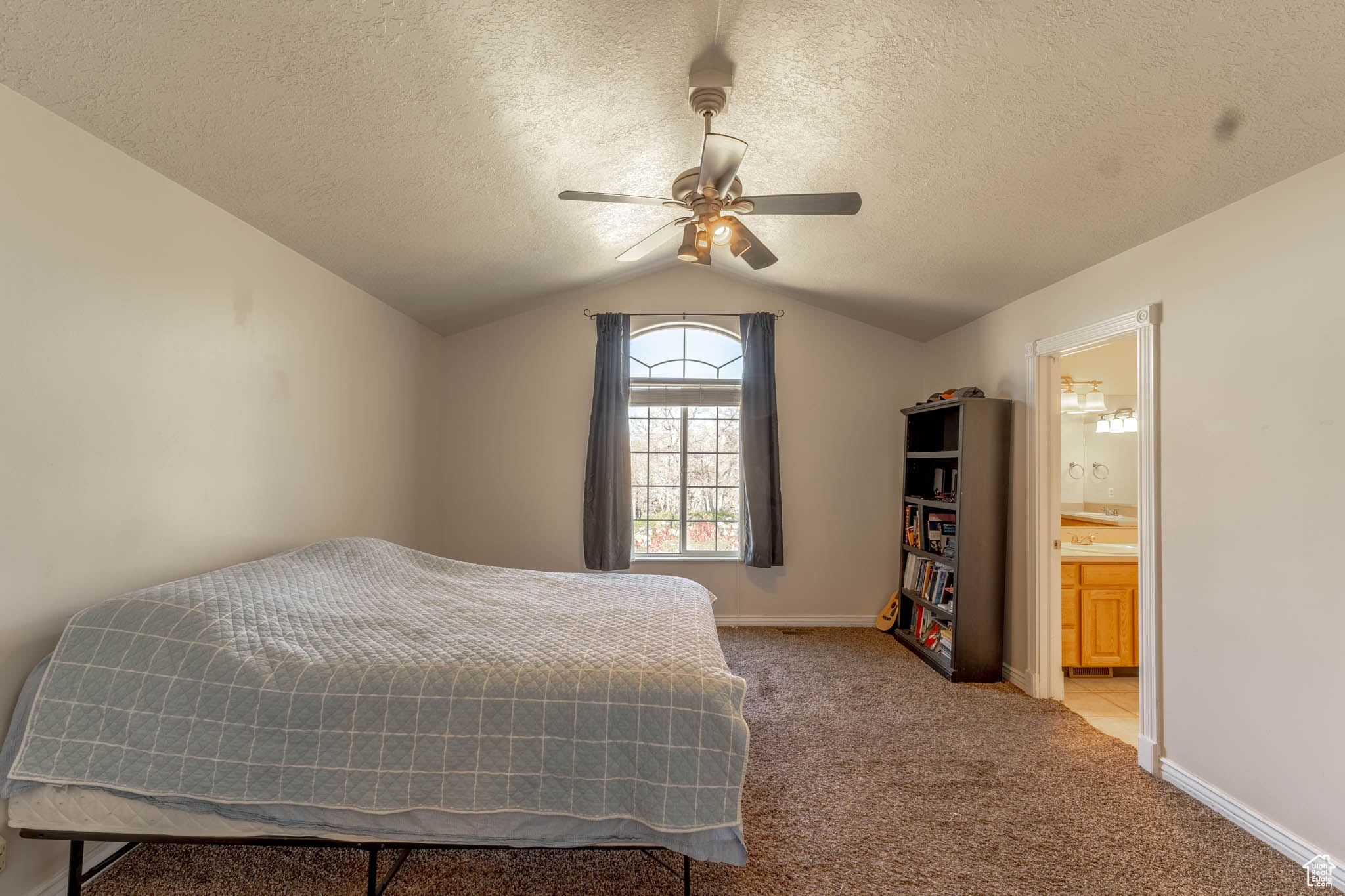MOUNTAIN CREEK ESTATES - Residential