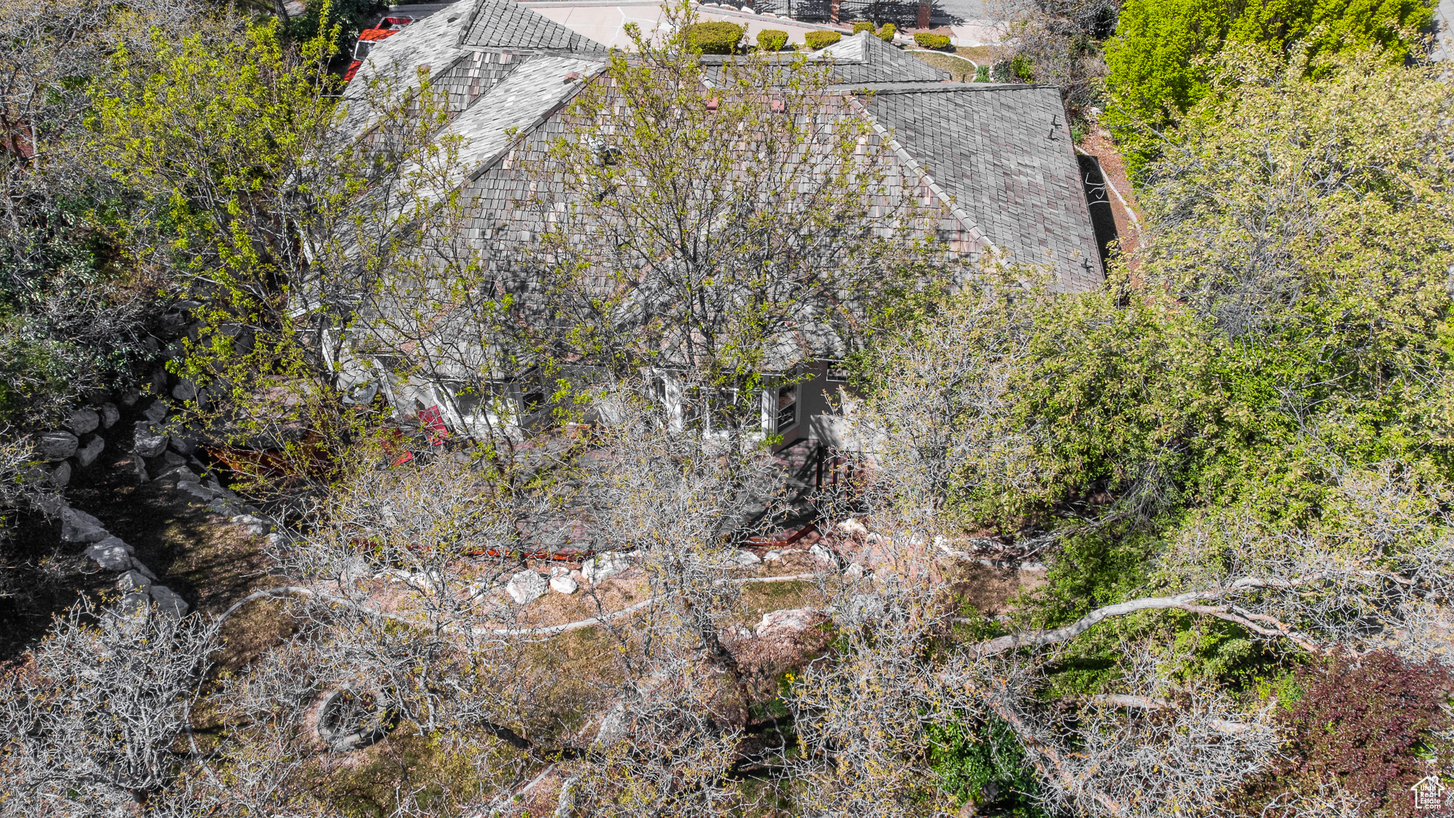 MOUNTAIN CREEK ESTATES - Residential