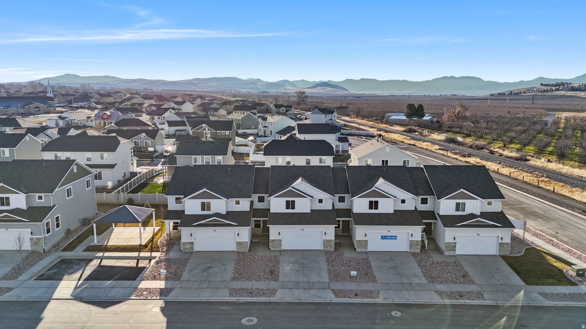 THE ORCHARDS - Residential