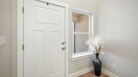 Tiny photo for 939 N 215 W, Santaquin, UT 84655 (MLS # 2134283)