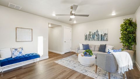 Tiny photo for 939 N 215 W, Santaquin, UT 84655 (MLS # 2134283)