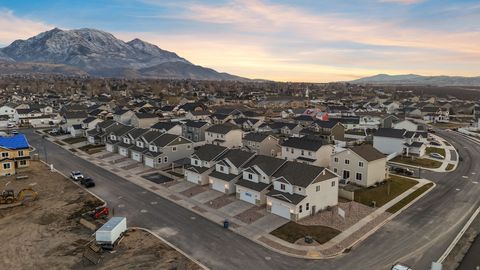 Tiny photo for 939 N 215 W, Santaquin, UT 84655 (MLS # 2134283)