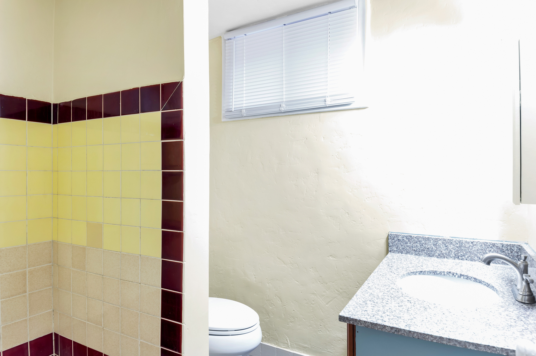 CHAMBERLINS - Residential