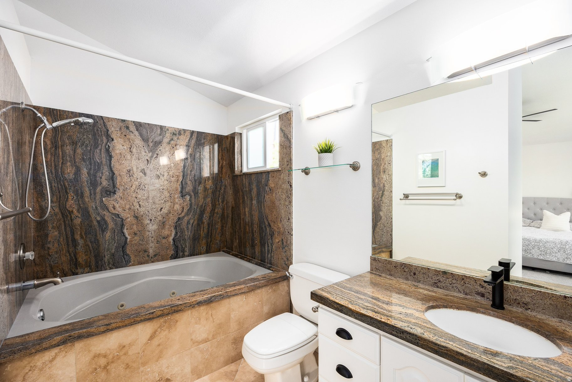 MAPLE BREEZE - Residential