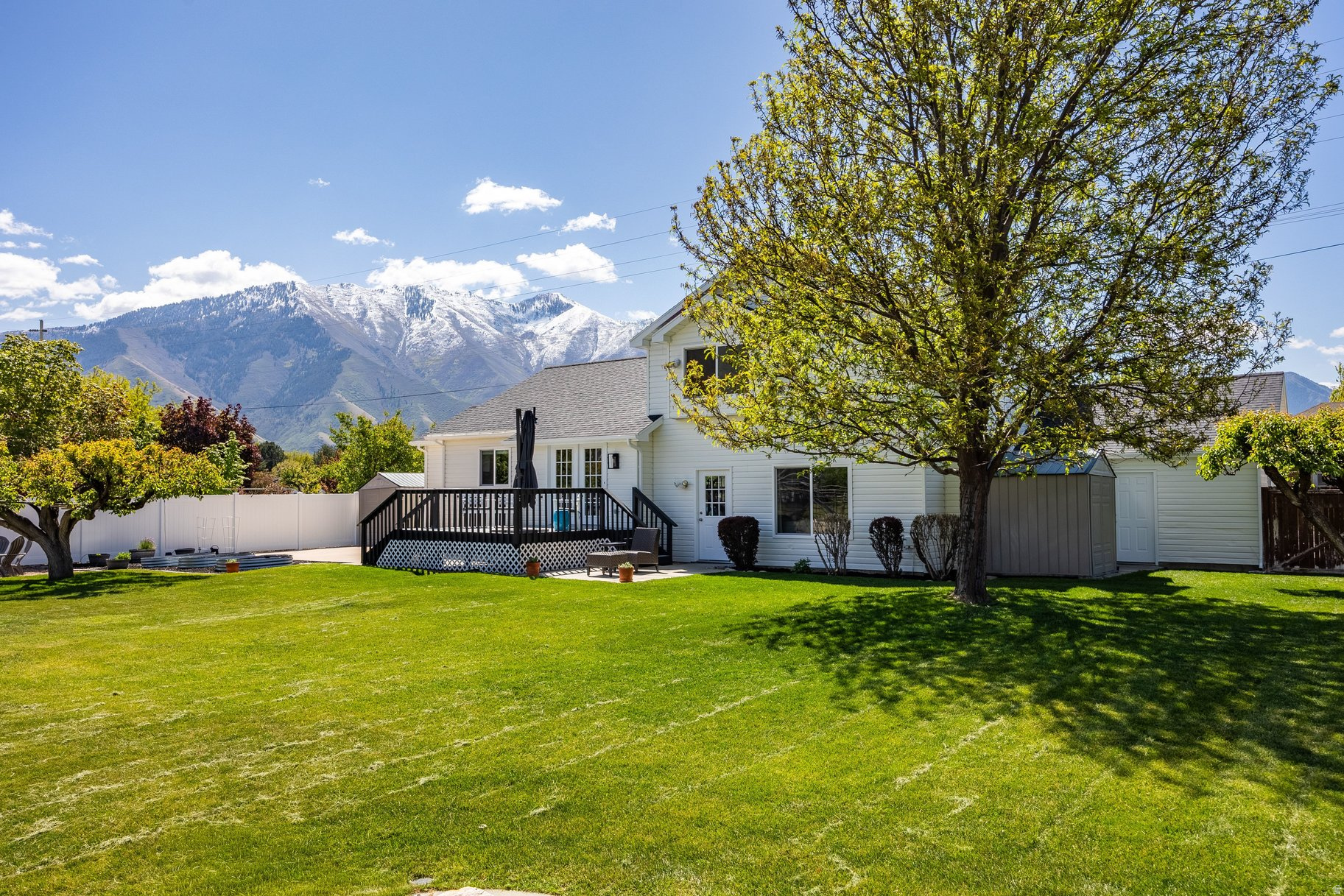MAPLE BREEZE - Residential