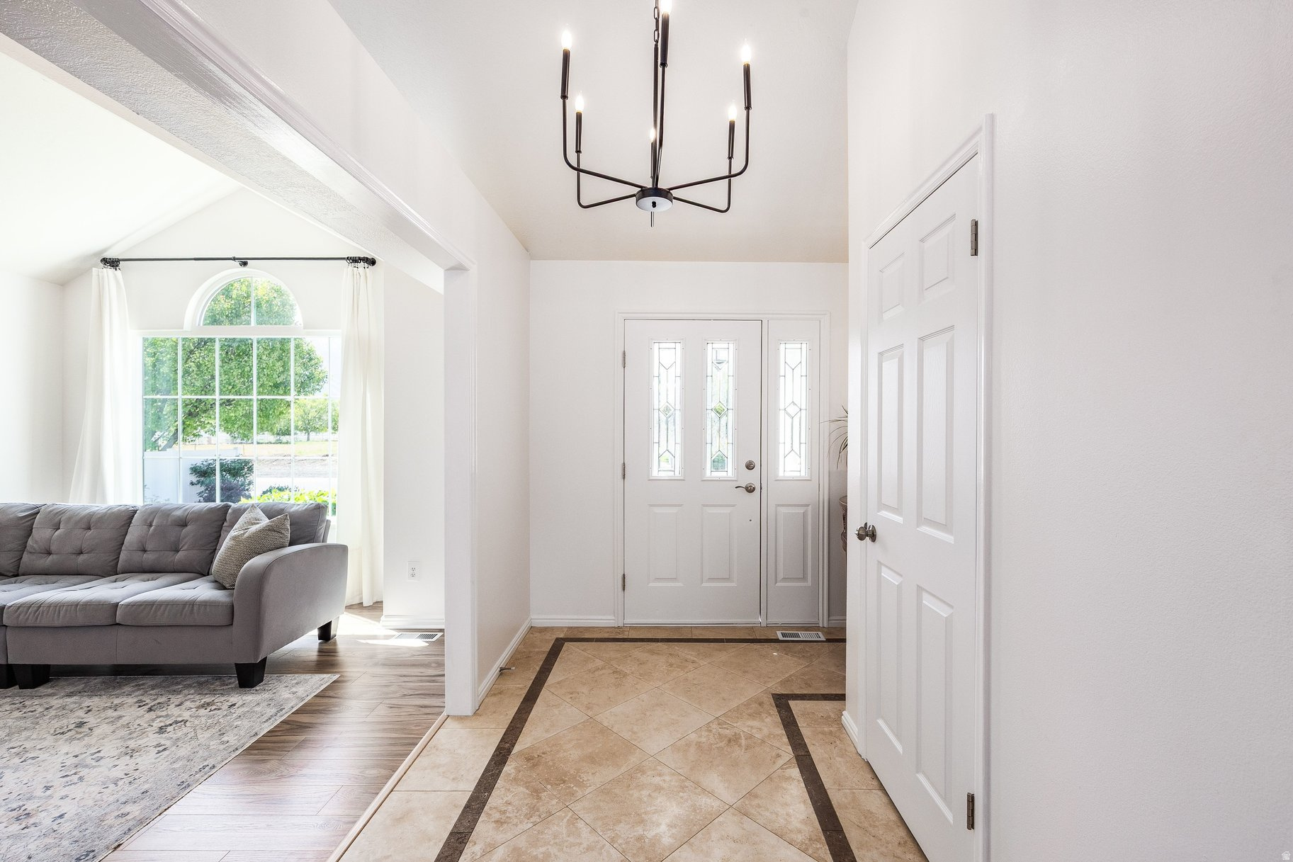 MAPLE BREEZE - Residential
