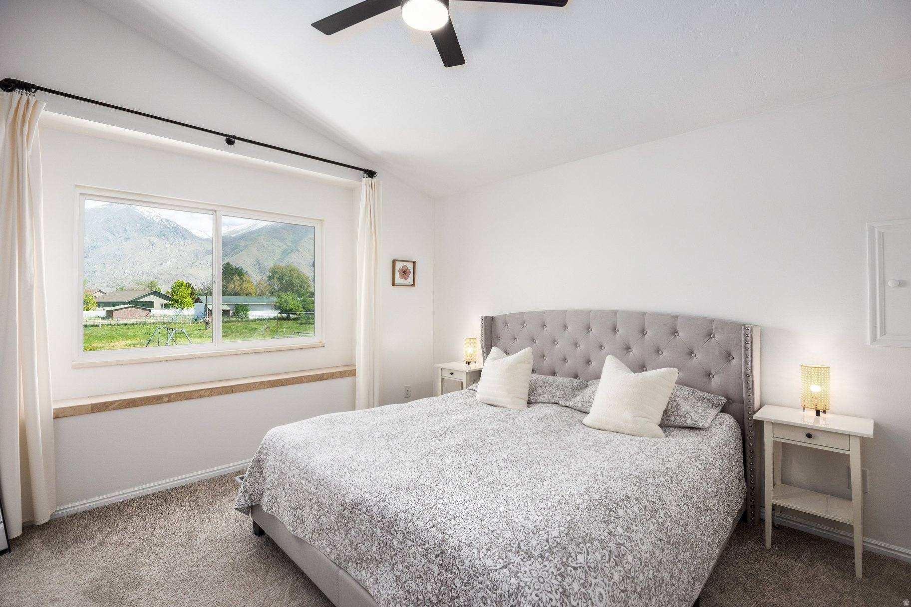 MAPLE BREEZE - Residential