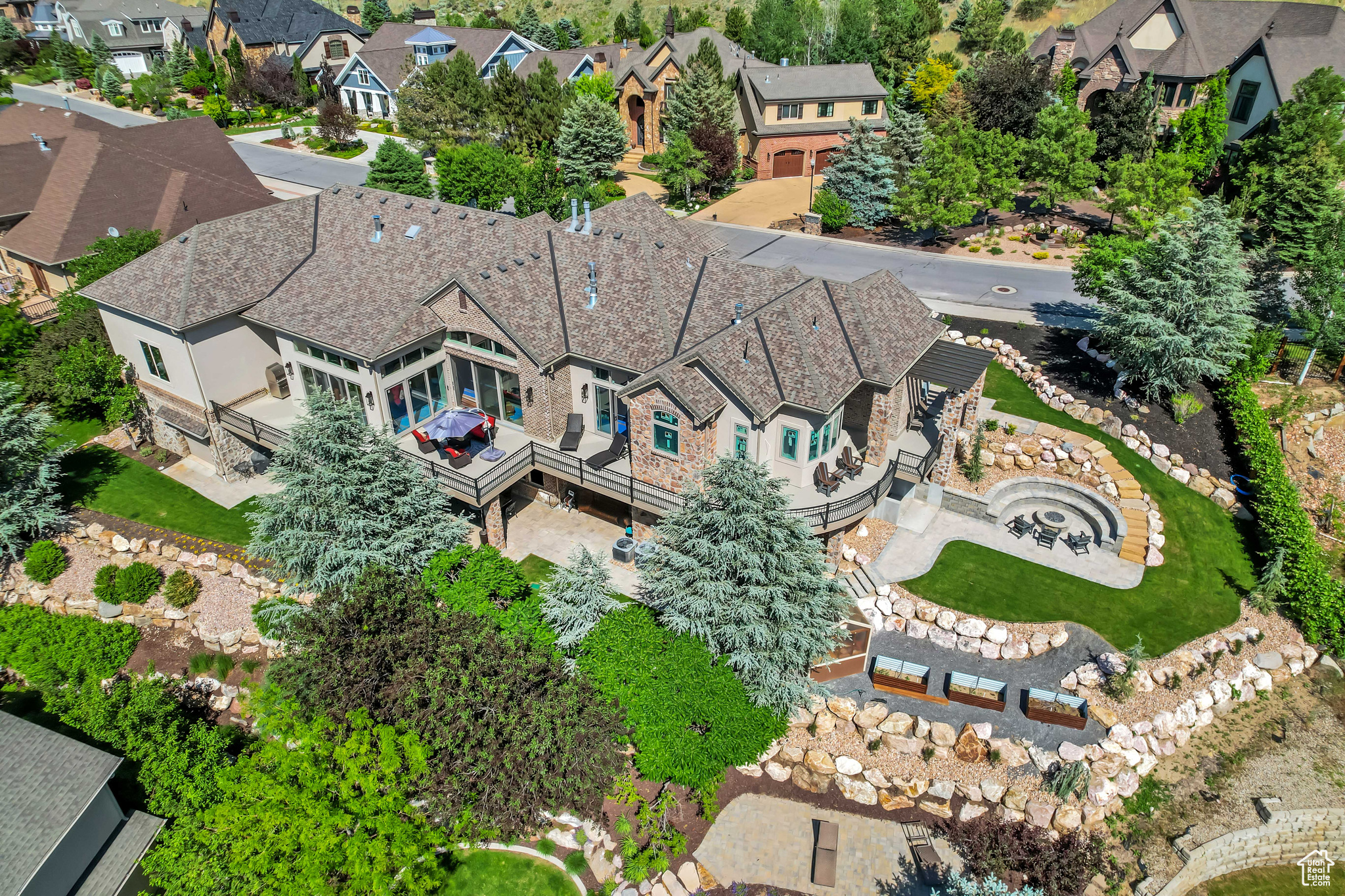 HICKORY RIDGE - Residential