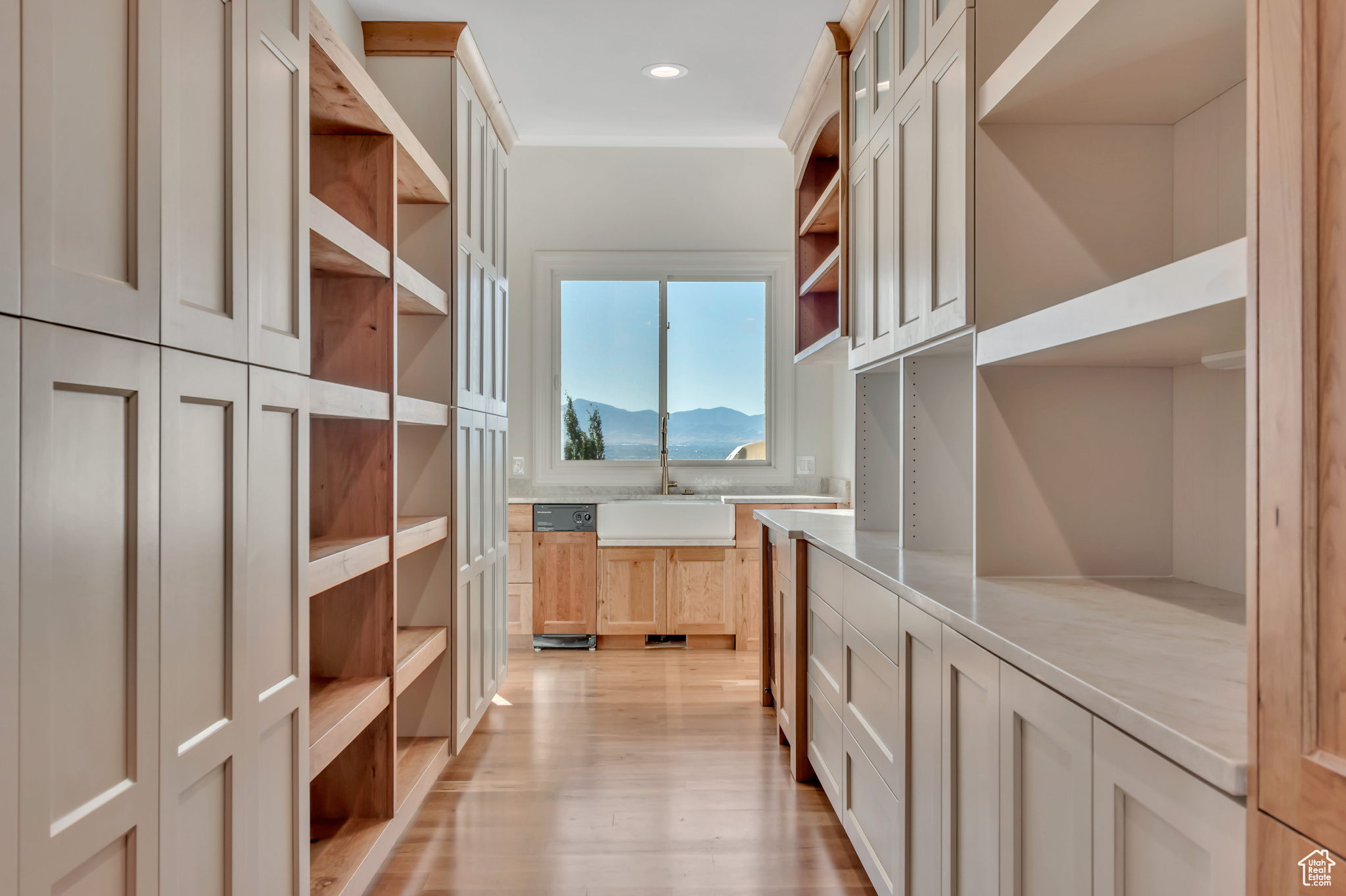 HICKORY RIDGE - Residential
