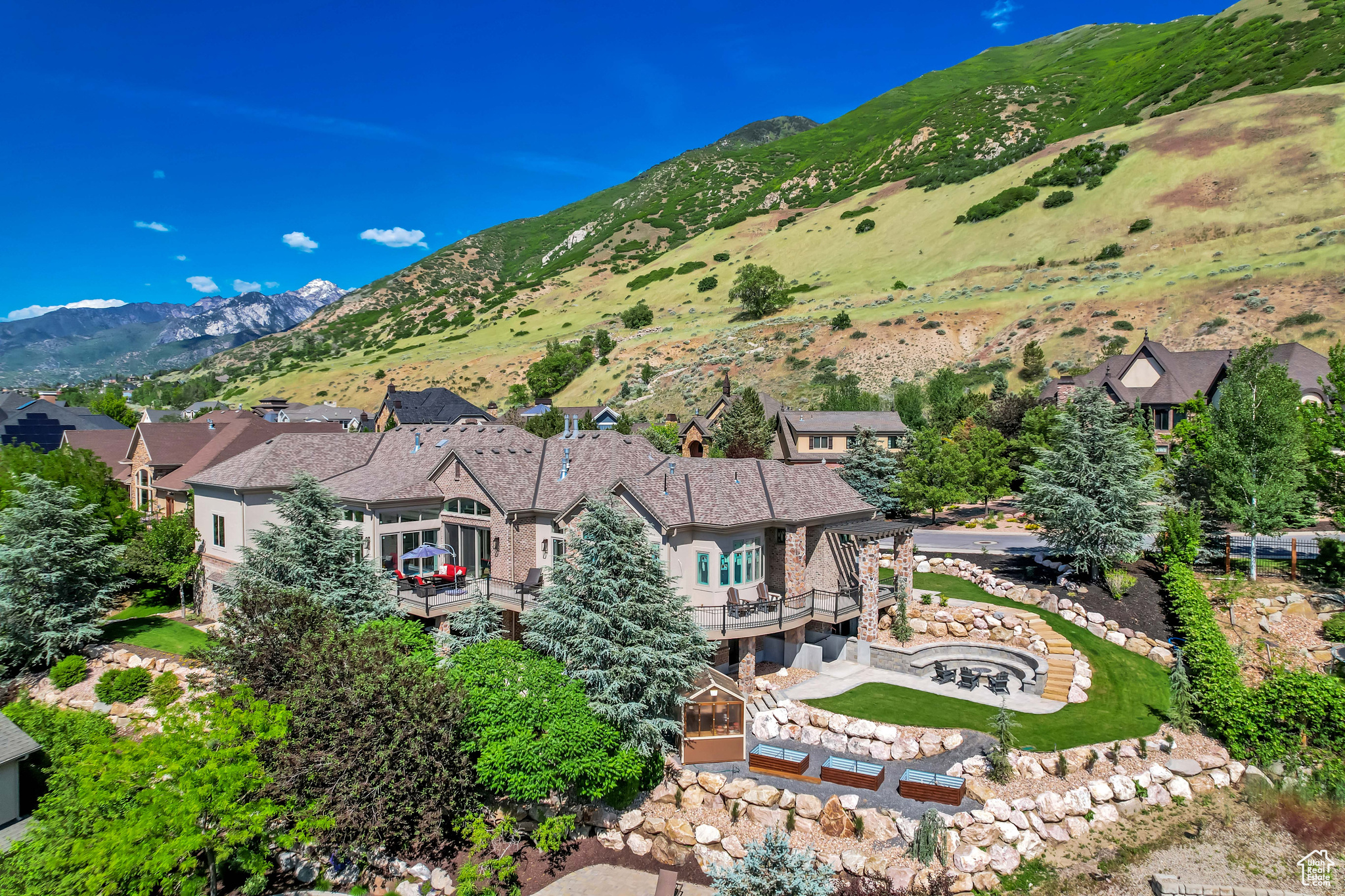 HICKORY RIDGE - Residential