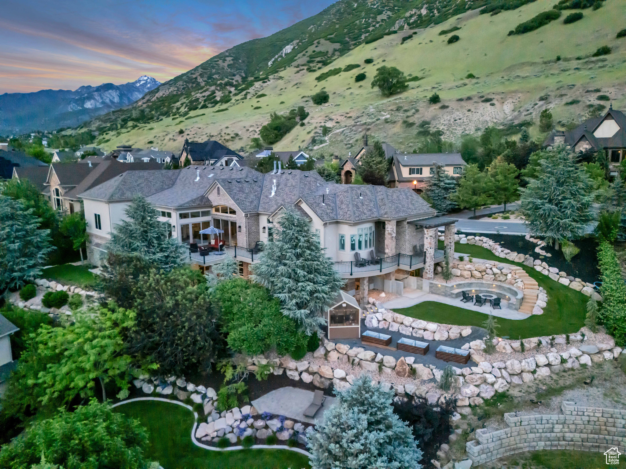 HICKORY RIDGE - Residential